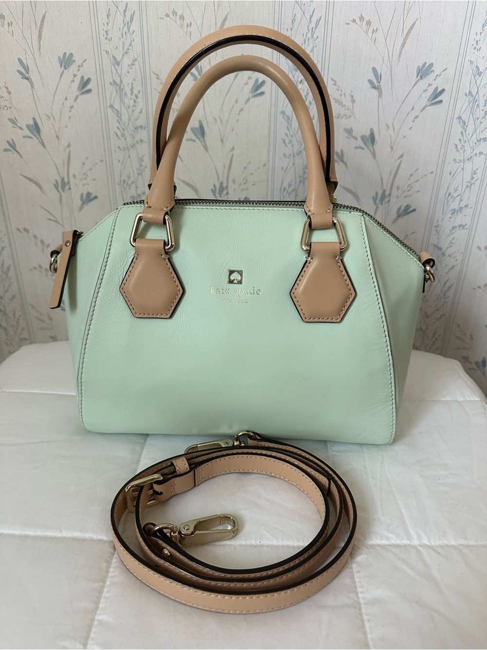 Kate Spade Mint Green Leather Satchel - Picture 2 of 16